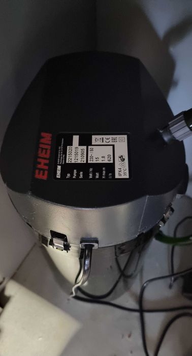 Aquário completo com móvel,filtros e iluminação