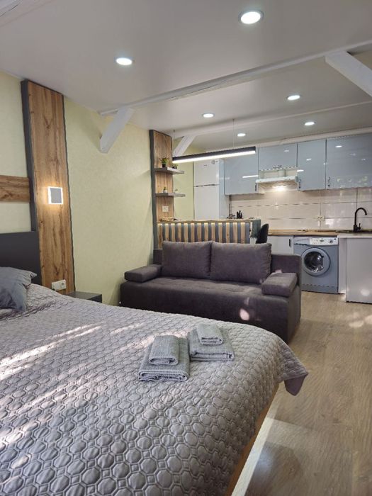 Здам подобово 1 кімнатну квартиру в центрі міста, 5хв до Старого міста