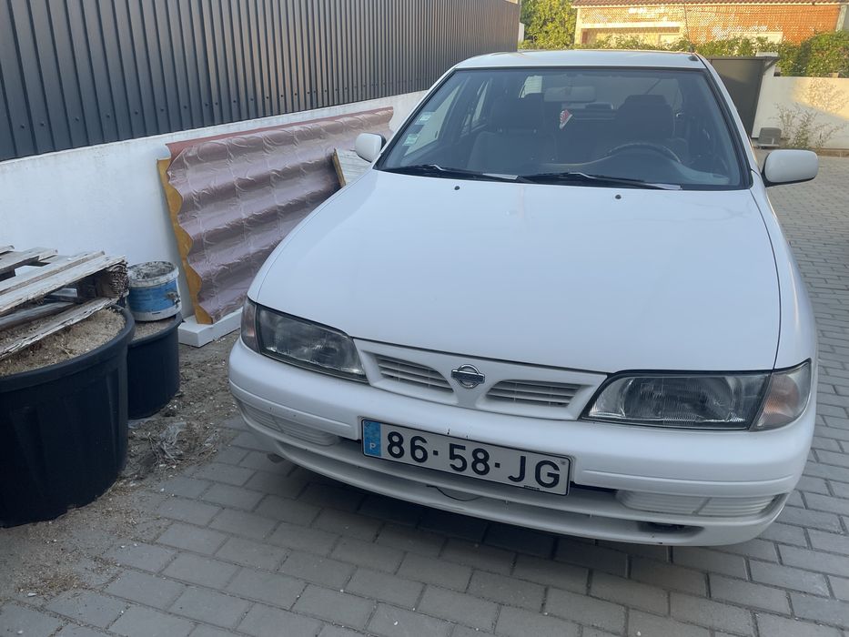 Nissan Almera SR com A/C