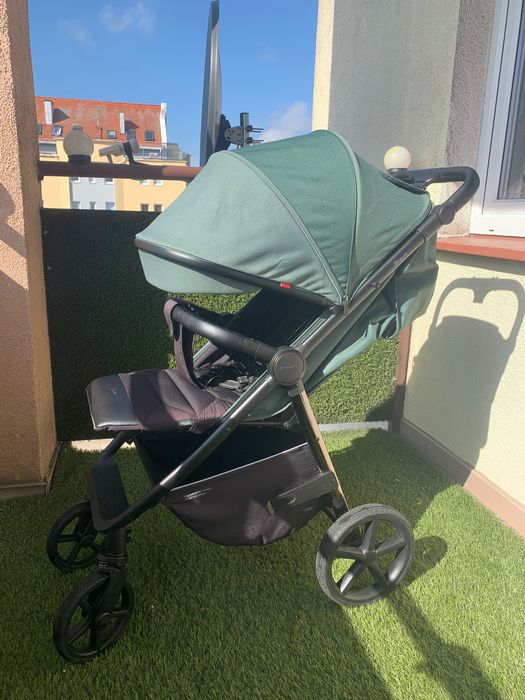 Sprzedam spacerówkę.