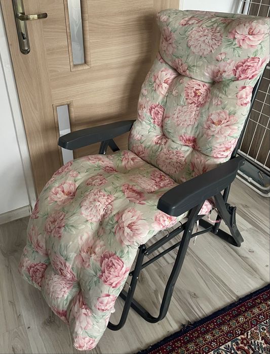 Lezak tarasowy/ogrodowy- bardzo dobry stan