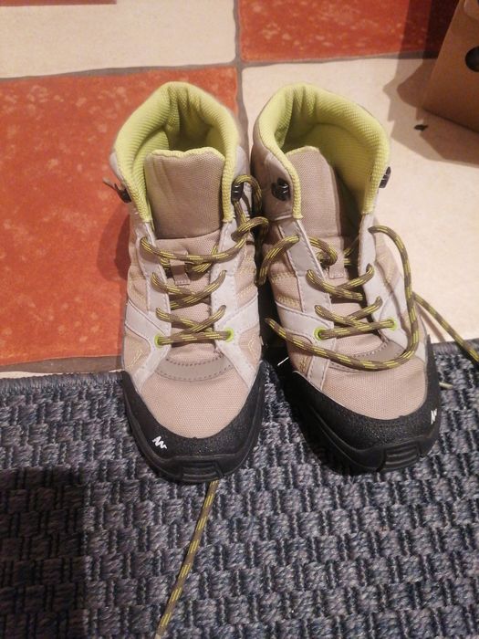 Trekingowe buty zakostke