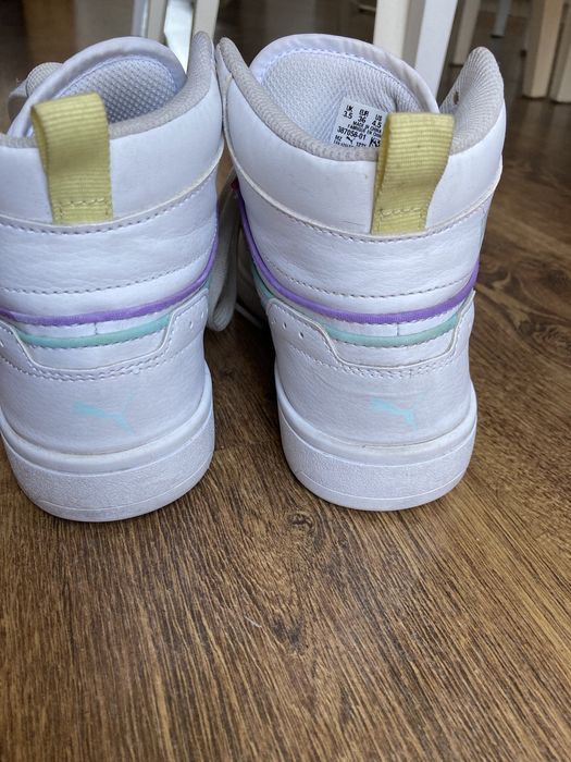 Białe buty wysokie damskie puma rozm. 36