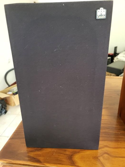 Castle Clyde, colunas Made in England