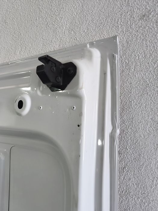 Porta TRASEIRA DIREITA RENAULT MASTER IV 2024–2026 / NISSAN INTERSTAR III / OPEL MOVANO – H2 – 86,5 × 189 CM –