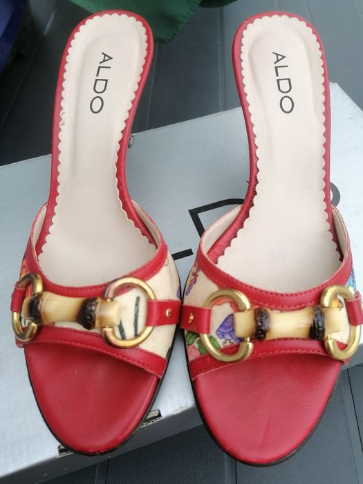 Sandálias marca Aldo