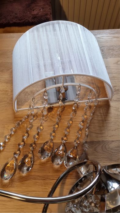Lampa wiszaca w kryształki