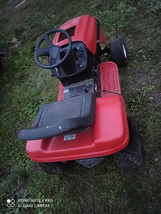 Sprzedam traktorek kosiarkę MTD. 11KM.