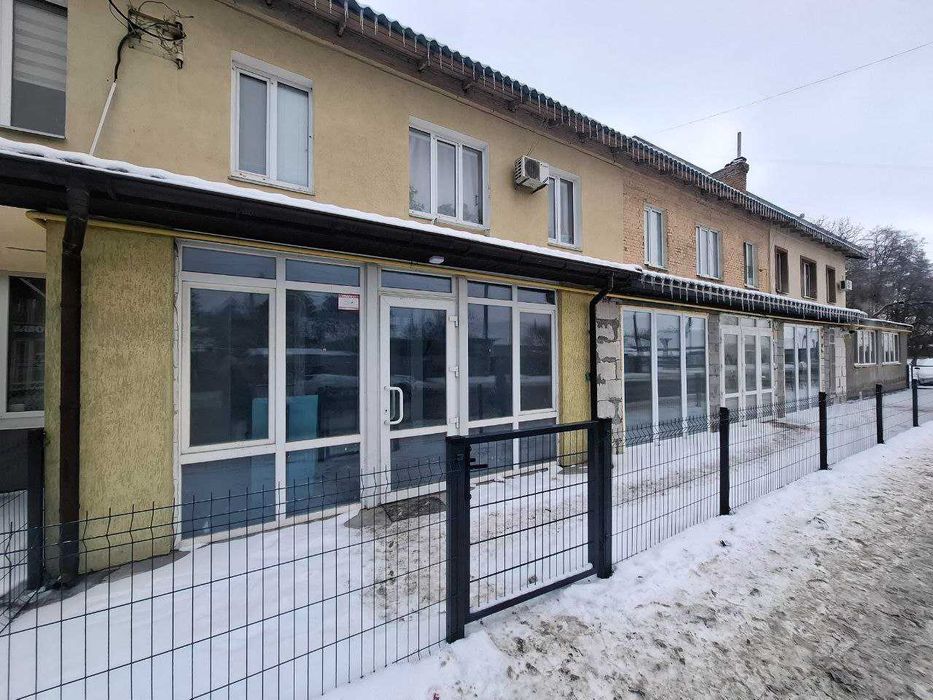 Оренда фасадного приміщення по вул.Павліченко