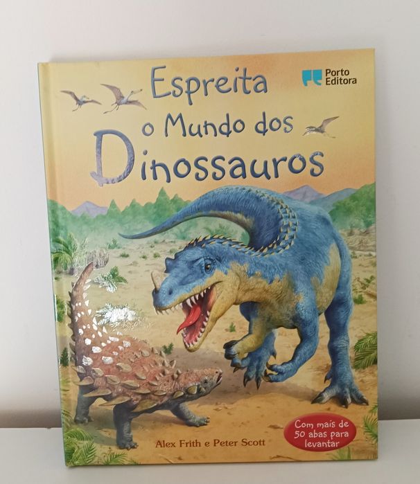 Espreita o Mundo dos Dinossauros