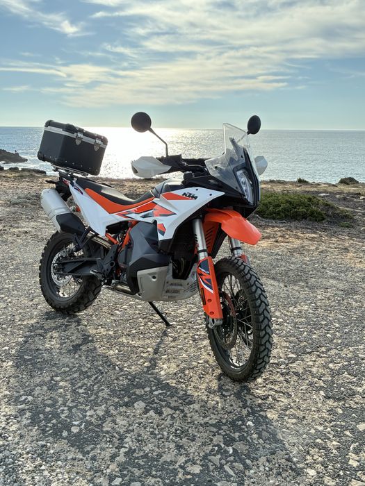 KTM 890 Adventure R maio 2025 2.000km