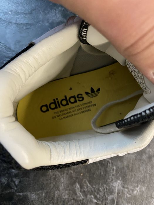 Bytu Adidas casual