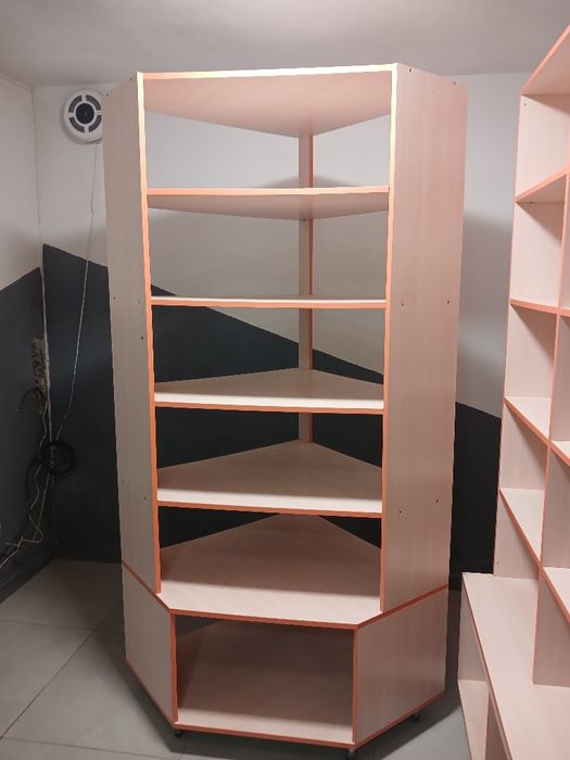 Меблі для магазину