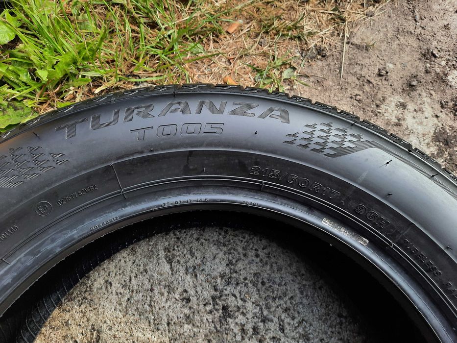 Opony letnie klasy premium BRIDGESTONE 215/60/17 NOWE DEMO 2024 r.