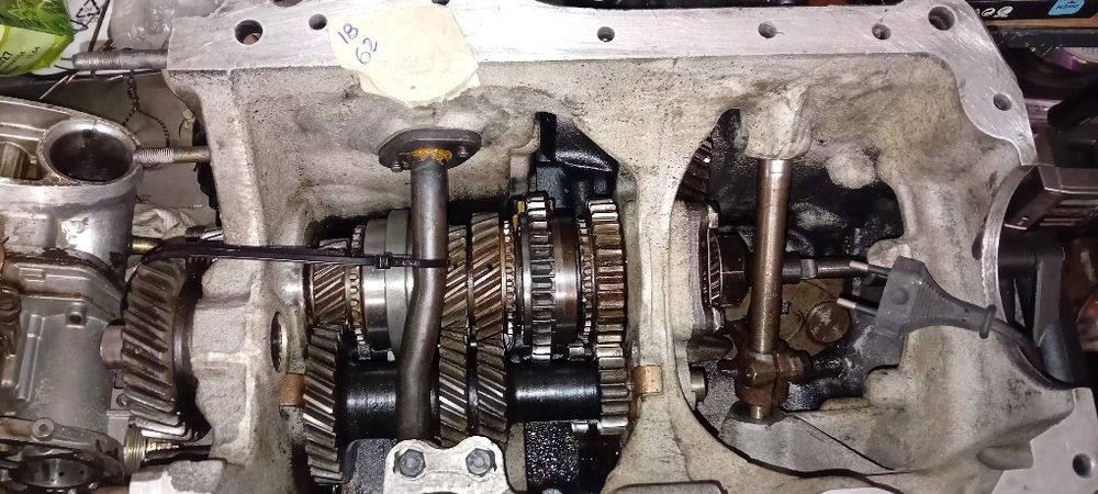 Vendo caixa de velocidades mini