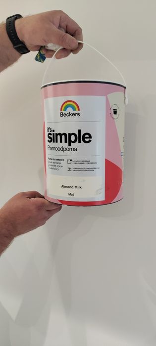 BECKERS It's Simple Almond Milk