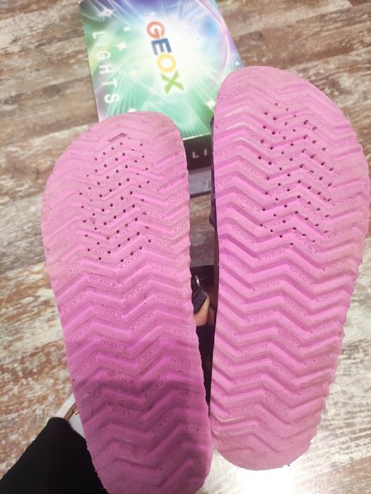 Geox sandałki świecące roz.35