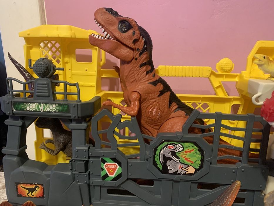 Набір динозаврів