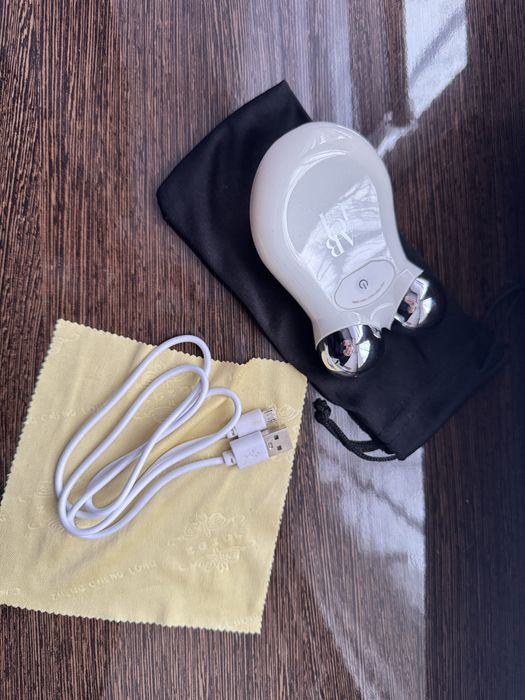 Мікрострумовий апарат для обличчя,шиї,для ліфтингу,моделювання обличчя