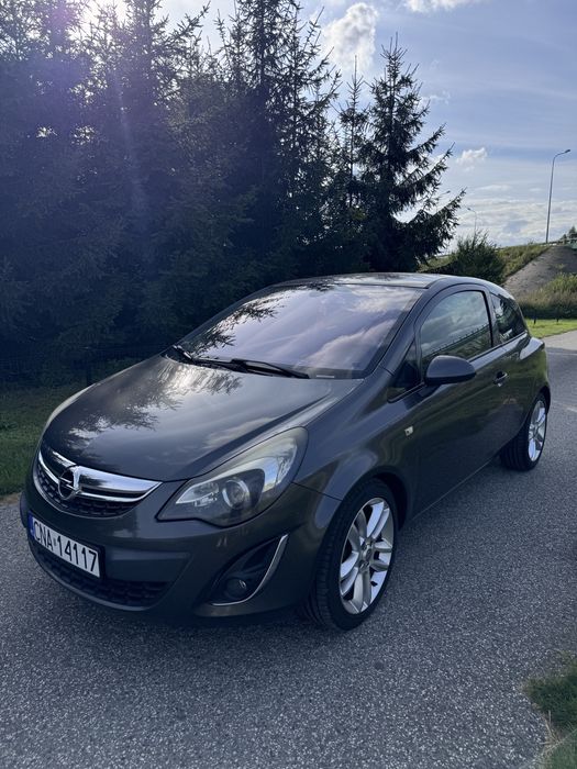 Opel Corsa D 1.2 b/g