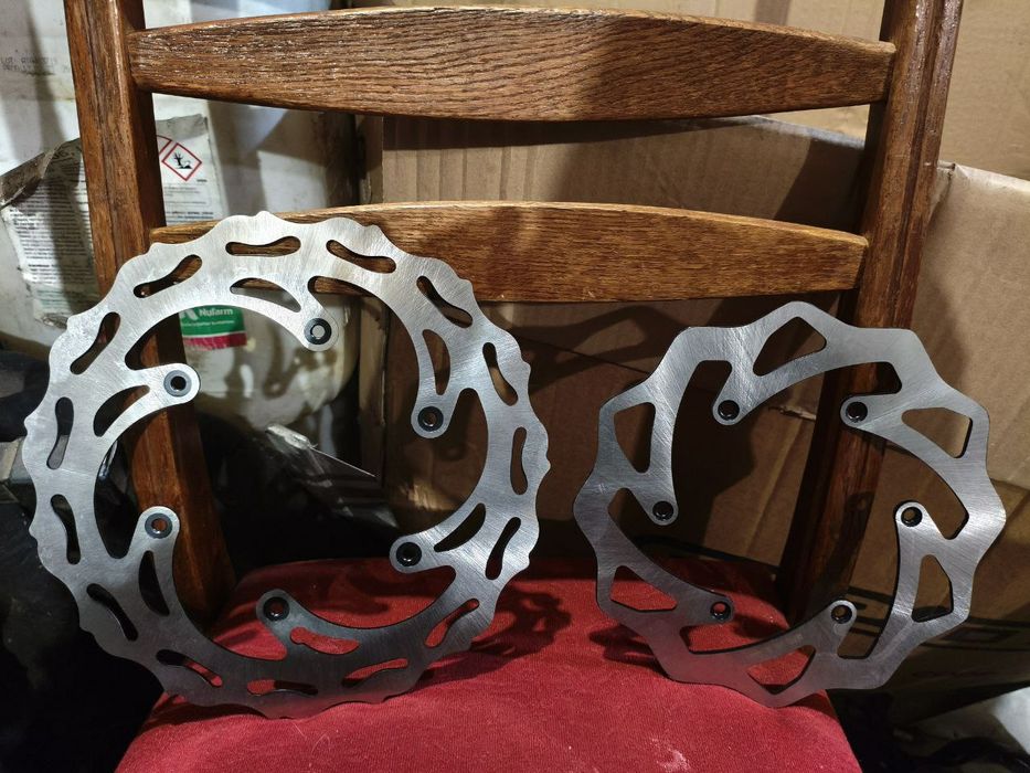 Тормозные диски для мотоцикла 260/220 мм. KTM, Husqvarna, Geon, Kovi