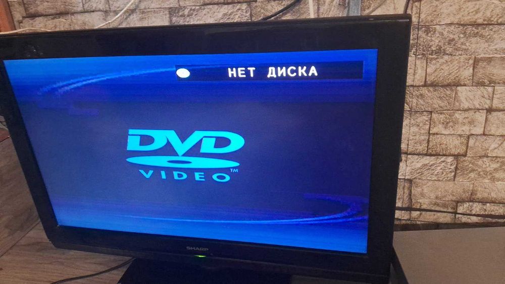 Телевізор рідкокристалічний Sharp LC-32S7EBK