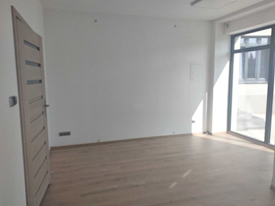 Nowy lokal usługowy-32m2-śródmieście-blisko Rynku 100m