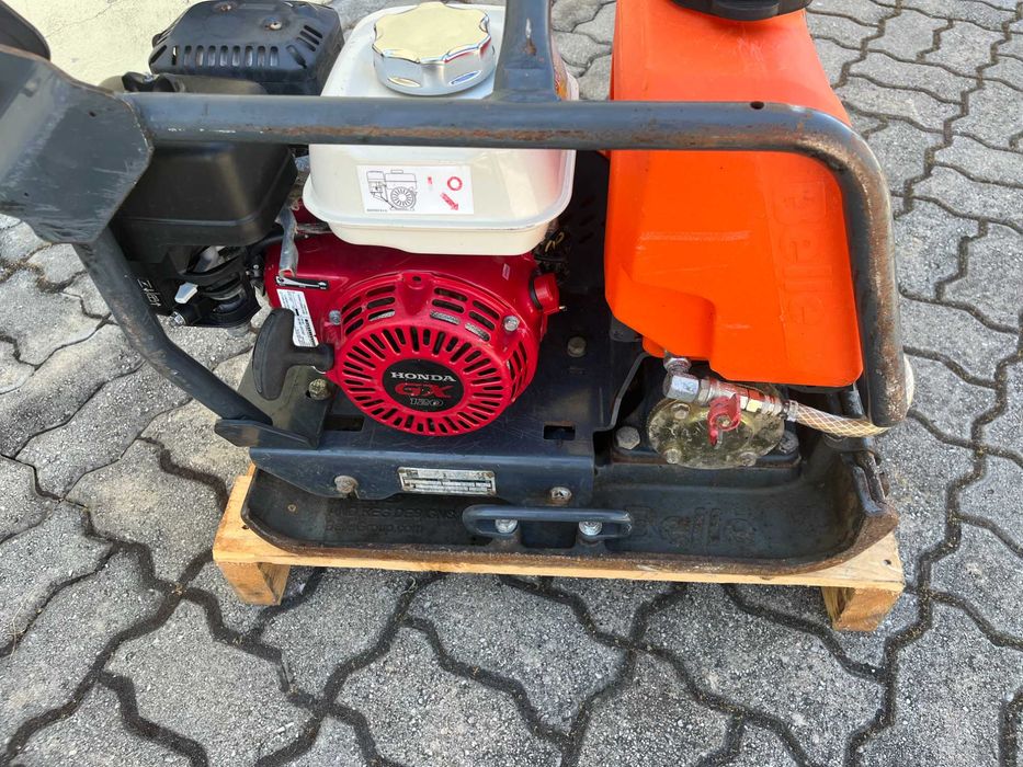 Placa compactador 2024 motor Honda.