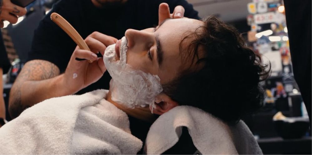 Шукаю модель на майстер клас по голінню