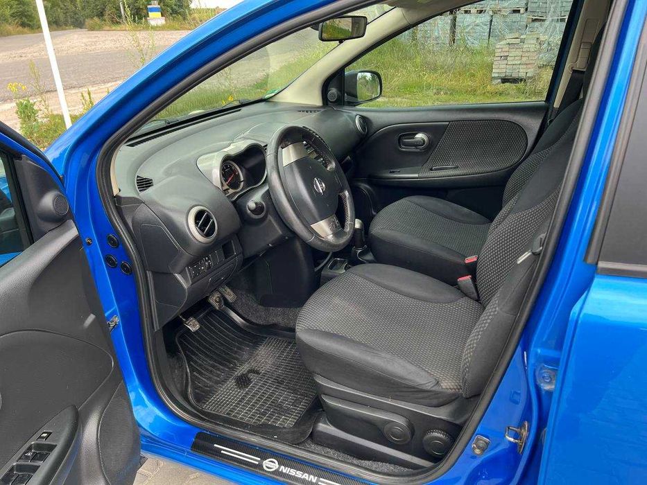 Автомобіль Nissan Note