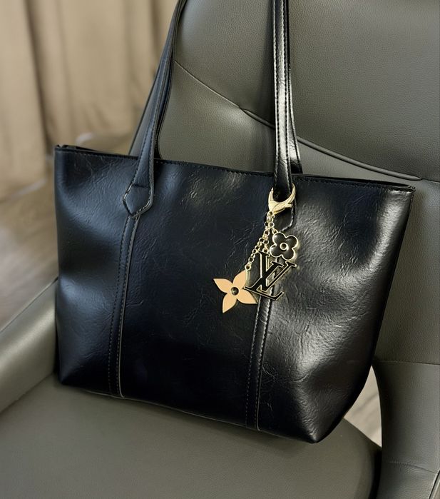 Стильна чорна сумка в стилі тоут neverfull Louis Vuitton
