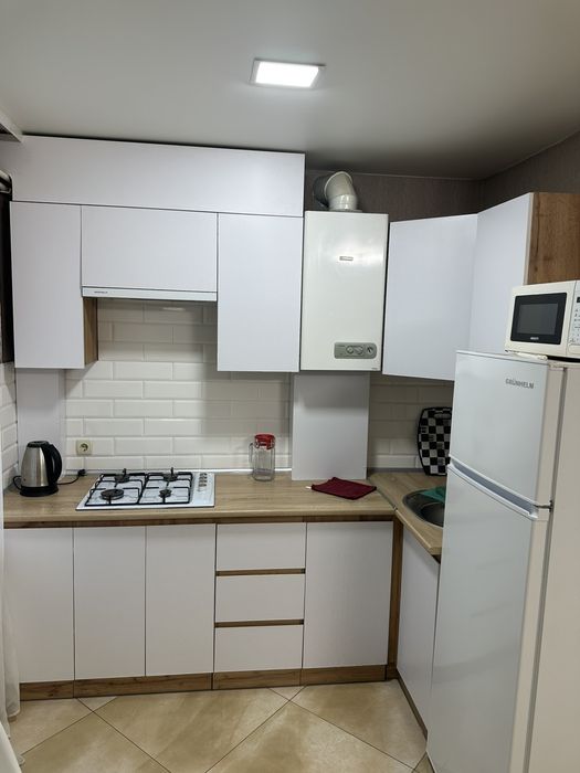 Сдам квартиру посуточно после ремонта в квартире  тепло