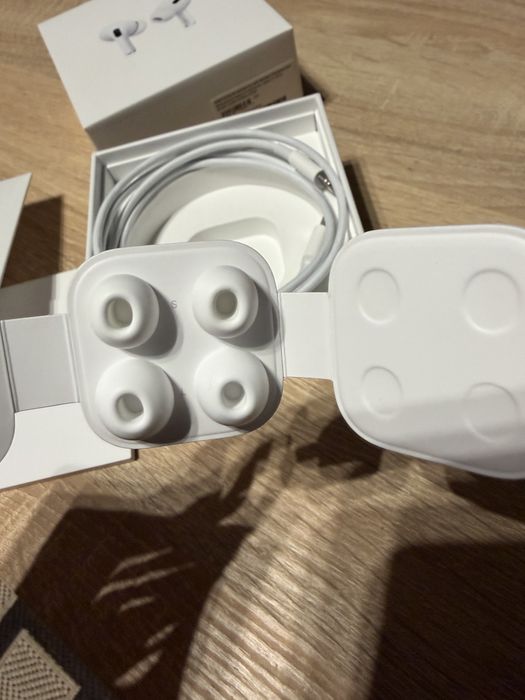 Airpods pro оригінал