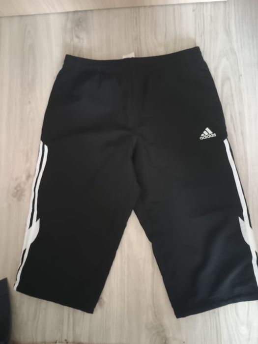 Spodenki sportowe Adidas rozmiar S