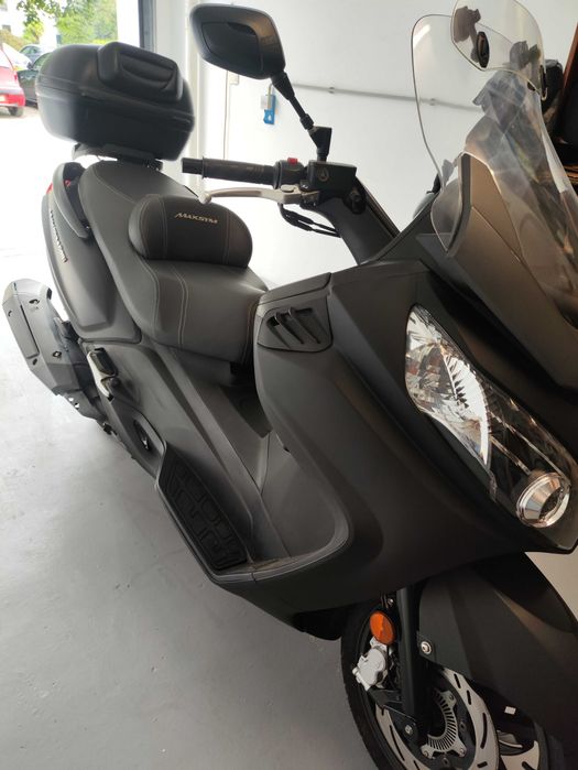 SYM MAXSYM 600i  3.200 €