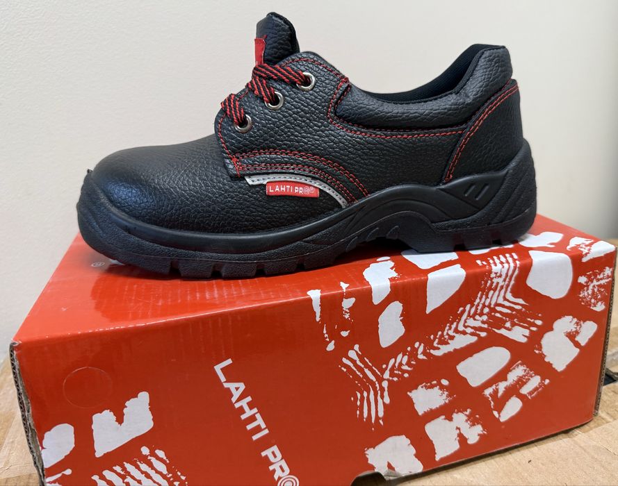 Buty ochronne bhp rozmiar 39 nowe