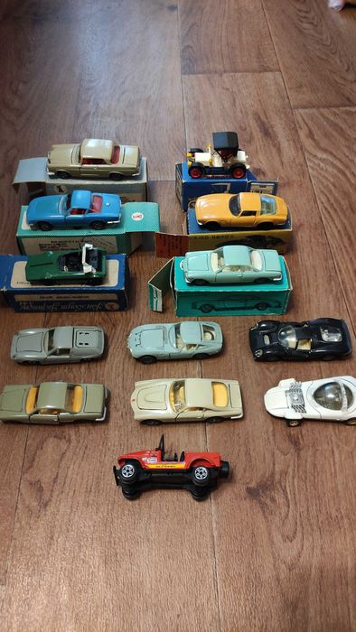 Машинки Модели-римейки ссср 1/43