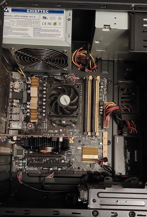 Sprzedam Komputer PC