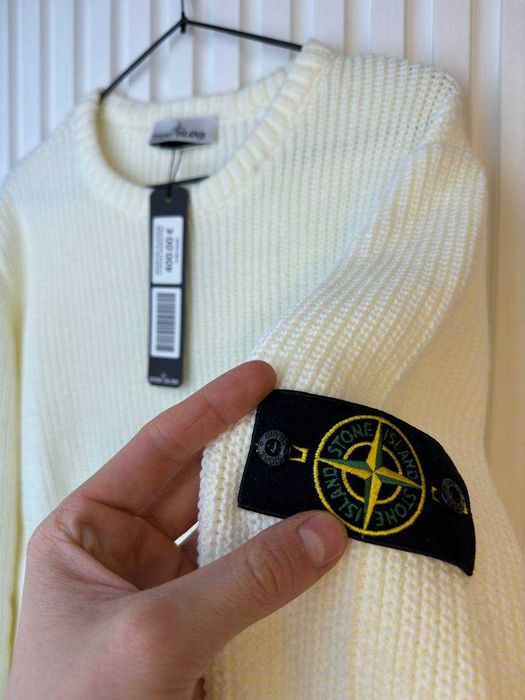 Демісезон Светр STONE ISLAND WHITE! Унісекс светр STONE ISLAND.