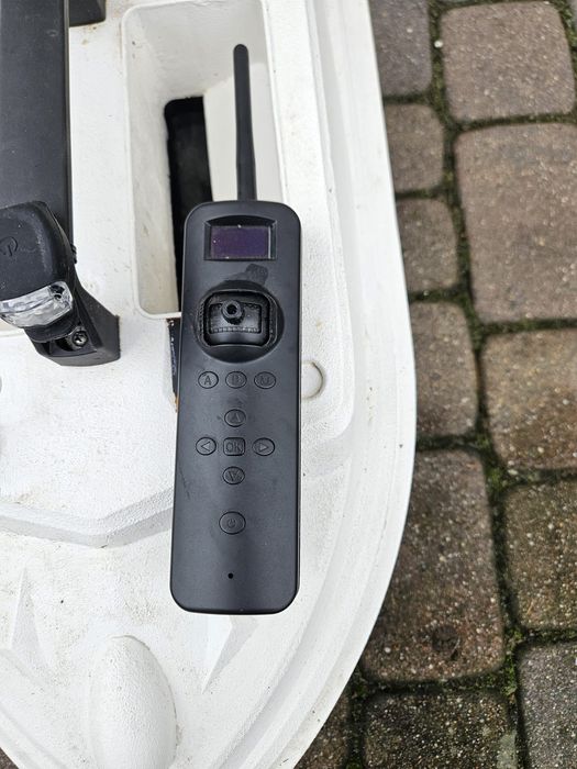 Łódka zanętowa z GPS