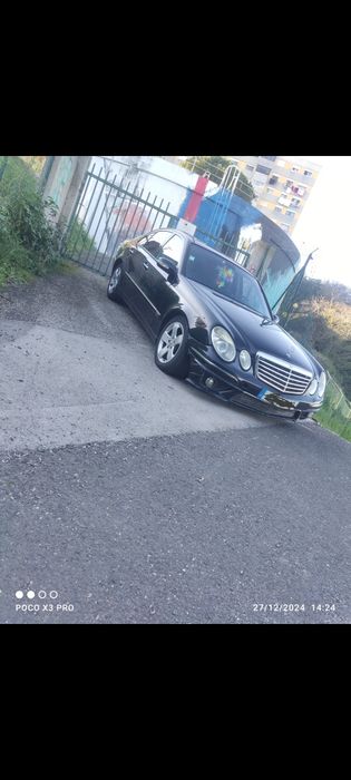 Mercedes-Benz E 320 — fotografia 6