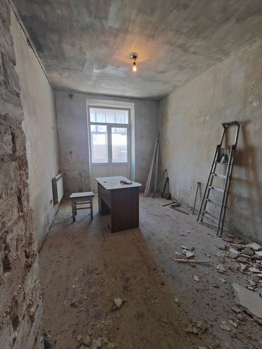 Продам 3 комнатная квартира Залютино. Рынок