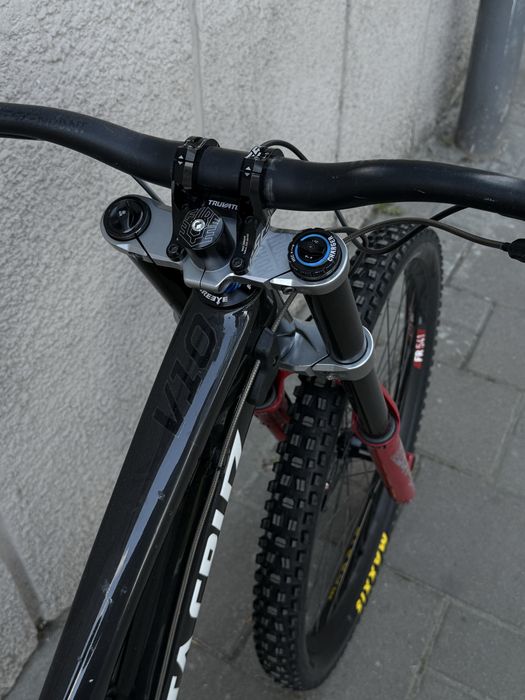 Santa Cruz V10 2018 carbon Розмір L 29/27.5 fox boxxer hope dt swiss