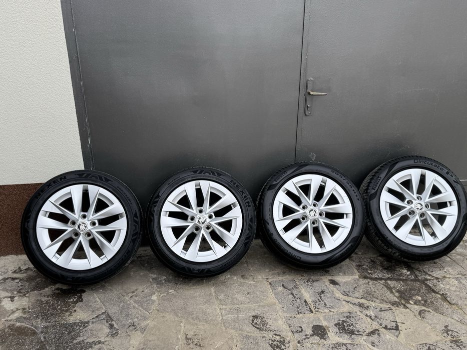 Диски R17 5/112 Oraganal Oktavia A8 2022 Ціна за комплект 400 $