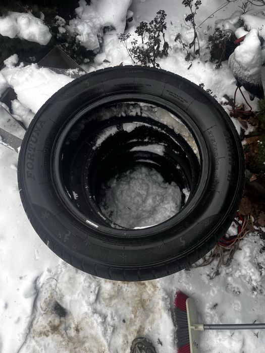 Шини зима 215/60R16 99H резина колеса запаска комплект зимова авто