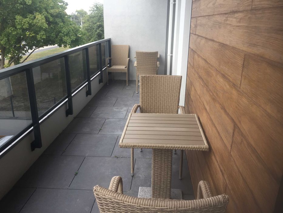 Pokój w apartamentowcu przy UMK