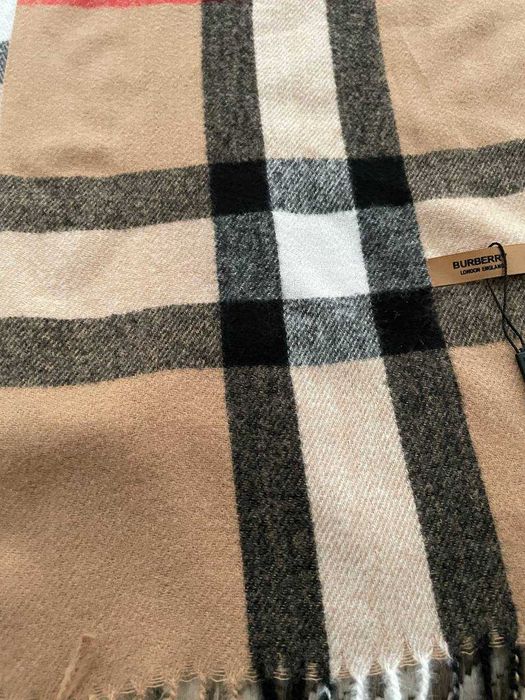 Шарф Burberry бежевий