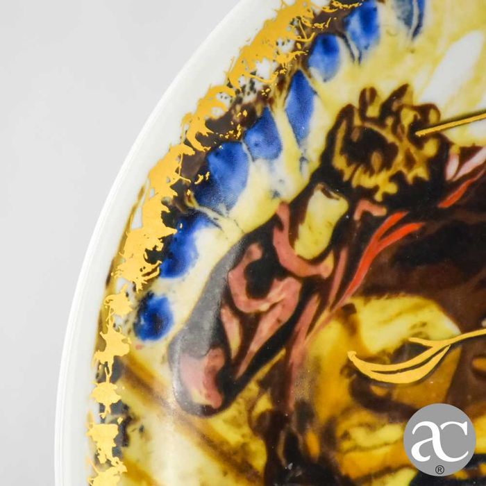Prato Salvador Dalí em porcelana Rosenthal, pintado a ouro, assinado