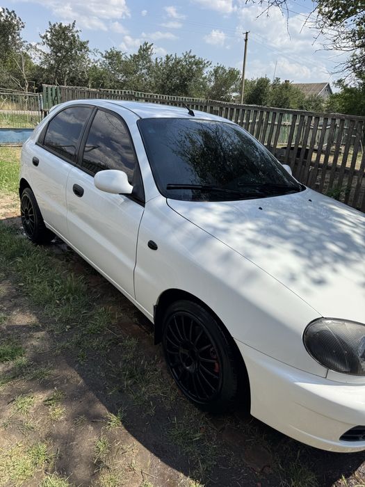 Машина б/у део ланос