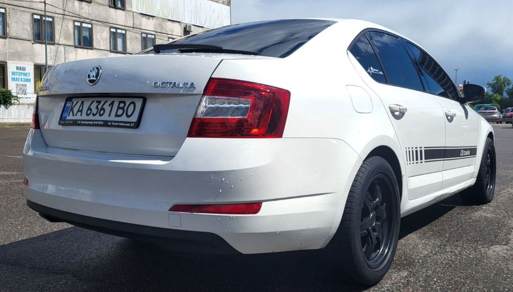 Автомобіль Skoda Octavia